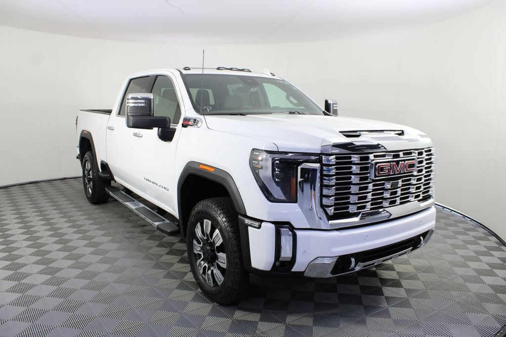 2026 GMC Sierra 2500HD Denali