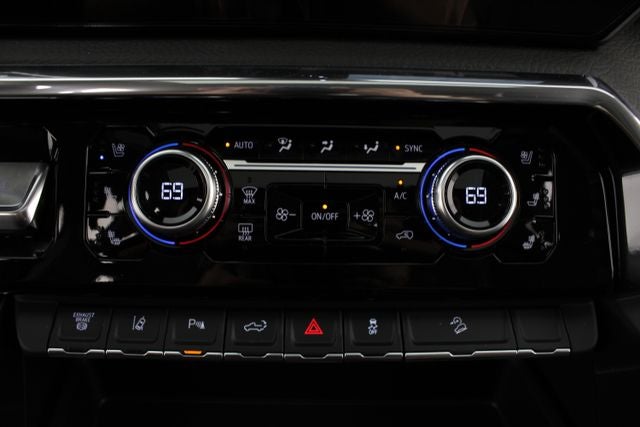 2026 GMC Sierra 2500HD Denali