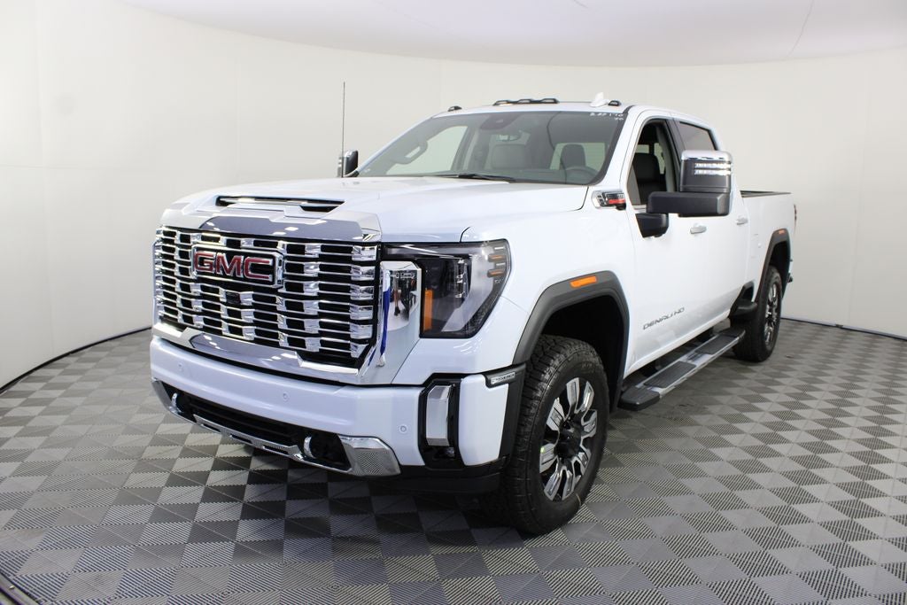 2026 GMC Sierra 2500HD Denali