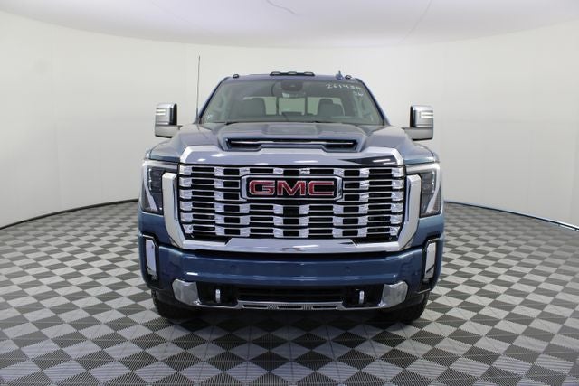 2026 GMC Sierra 2500HD Denali