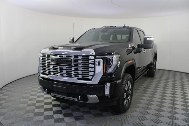 2025 GMC Sierra 3500HD Denali