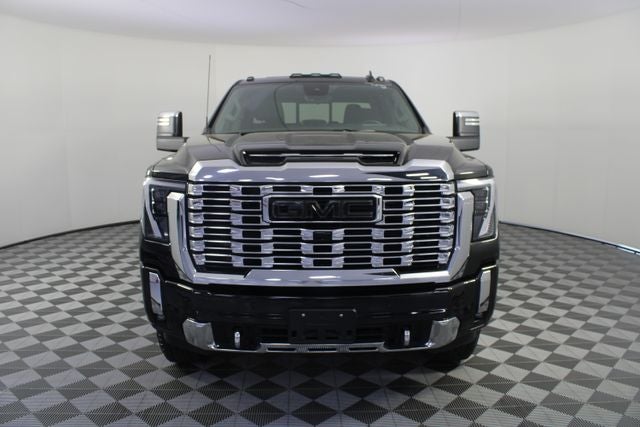 2025 GMC Sierra 3500HD Denali