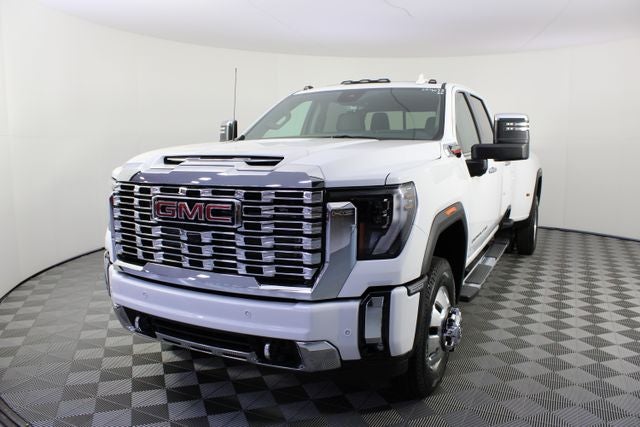 2026 GMC Sierra 3500HD Denali