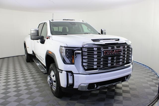 2026 GMC Sierra 3500HD Denali