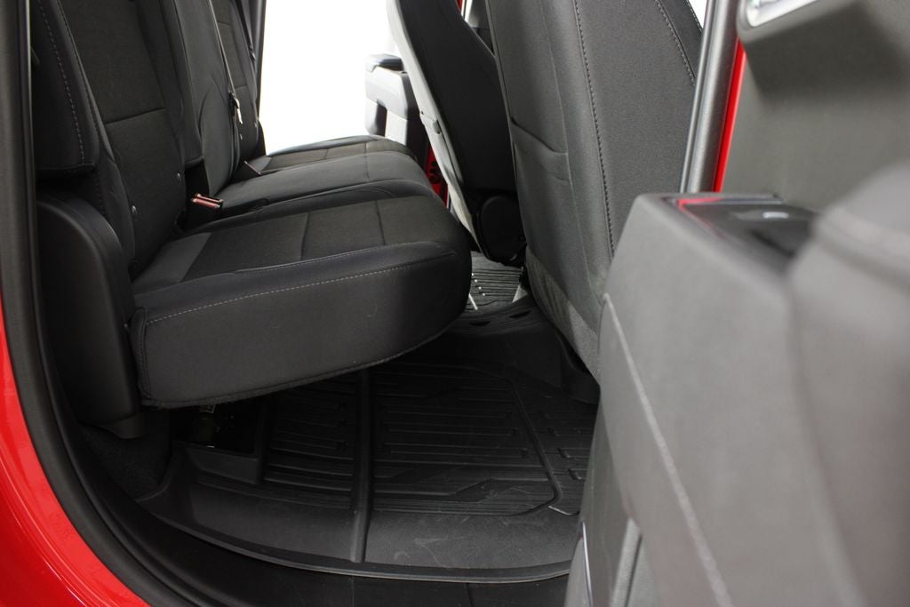 2025 GMC Sierra 1500 SLE