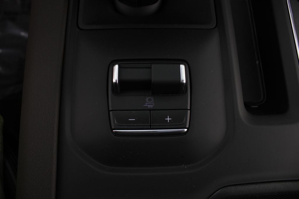 2026 GMC Sierra 1500 Denali - Photo 9