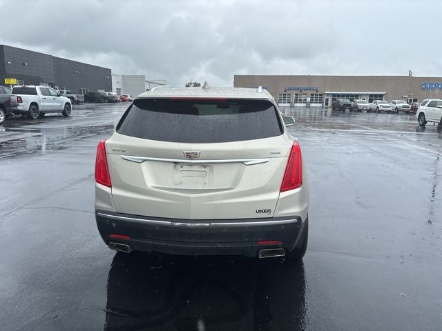 2017 Cadillac XT5 Luxury