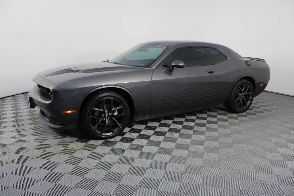 2022 Dodge Challenger SXT