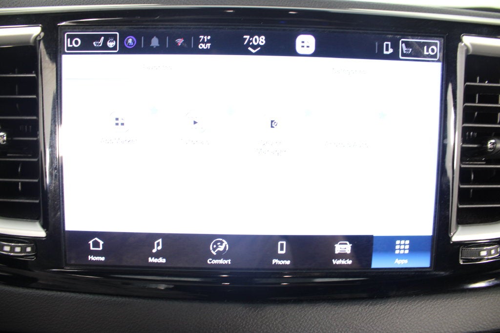 2026 Chrysler Pacifica Select