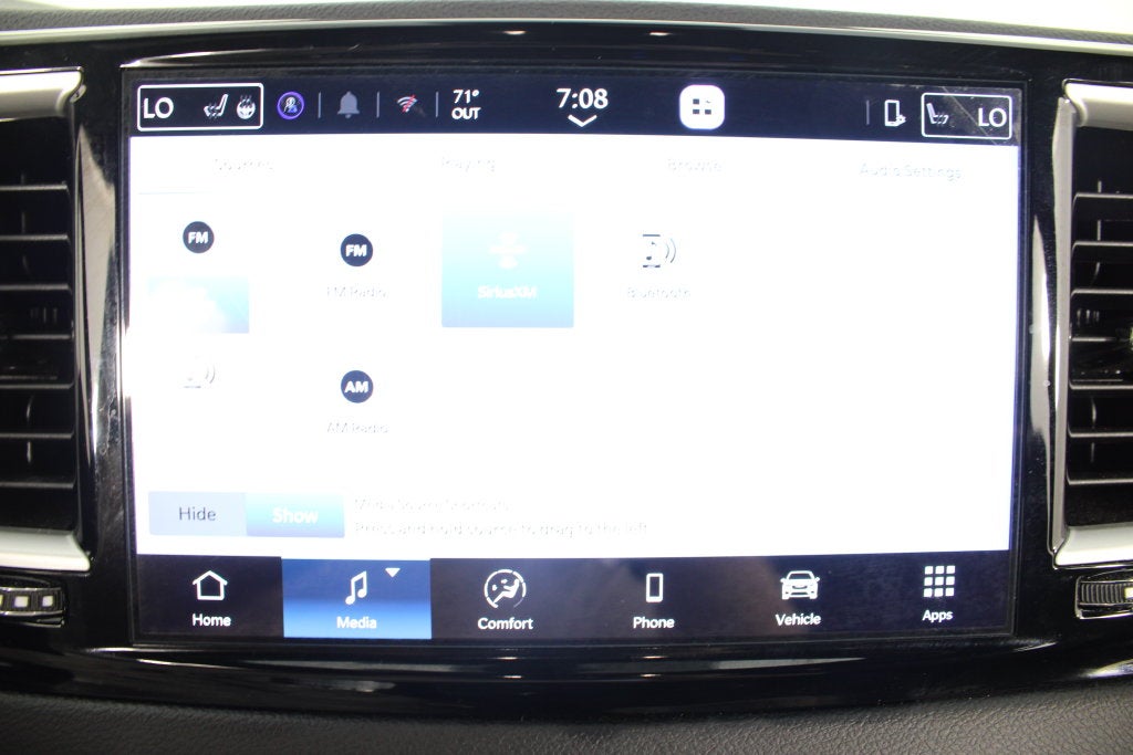 2026 Chrysler Pacifica Select