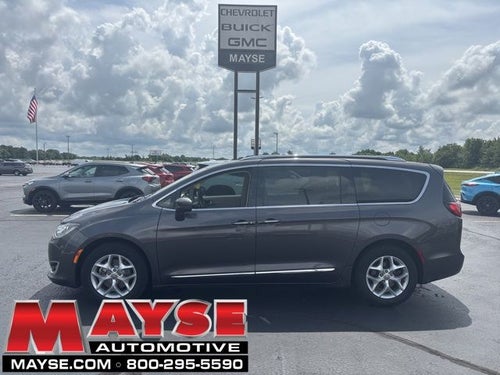 2017 Chrysler Pacifica Touring L Plus