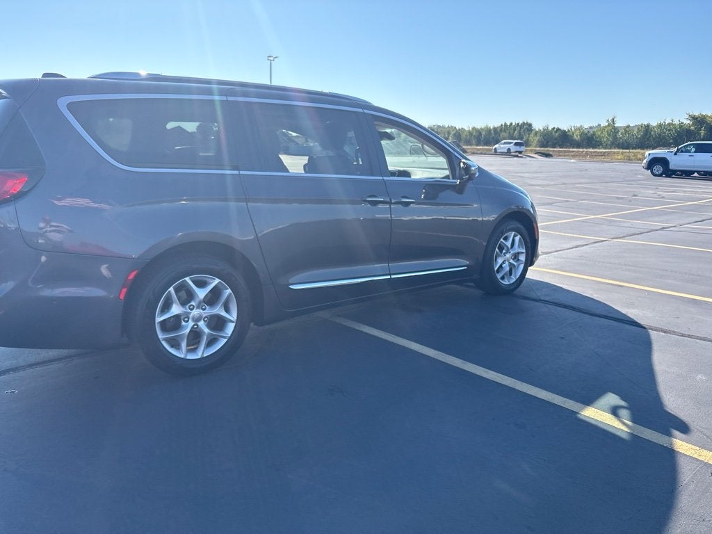 2020 Chrysler Pacifica Limited
