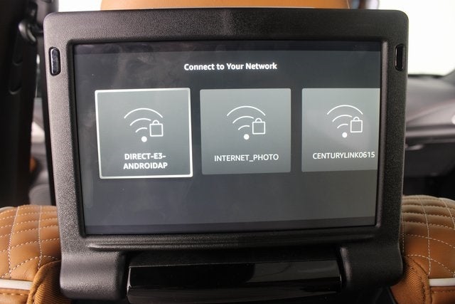 2025 Chrysler Pacifica Hybrid Pinnacle