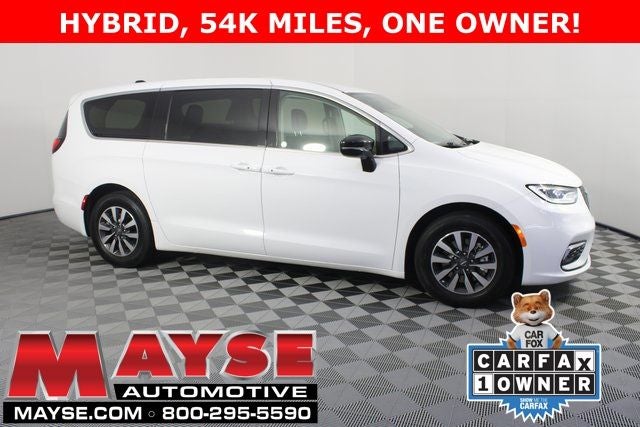 2024 Chrysler Pacifica Hybrid Select