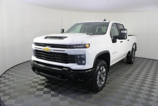 2026 Chevrolet Silverado 2500HD Custom