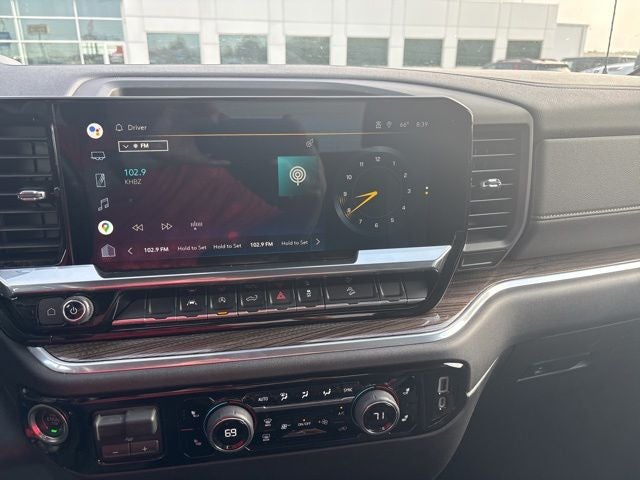 2022 Chevrolet Silverado 1500 LT LT1
