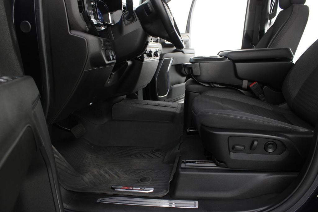 2024 Chevrolet Silverado 1500 LT LT1