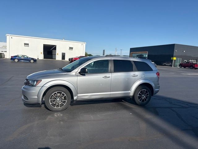 Used 2018 Dodge Journey SE with VIN 3C4PDCAB2JT347421 for sale in Aurora, MO