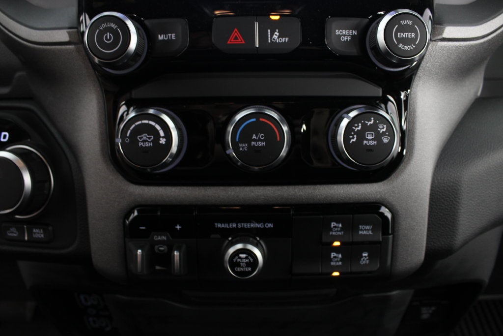 2027 RAM 1500 Warlock