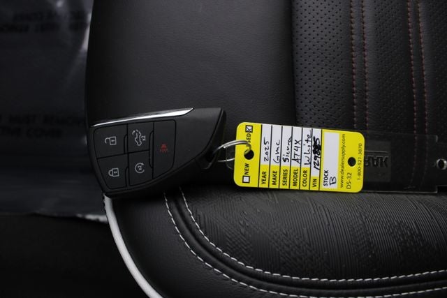 2025 GMC Sierra 1500 AT4X