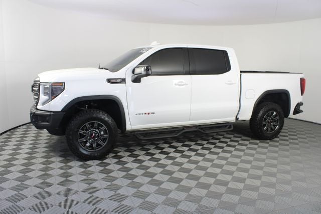 2025 GMC Sierra 1500 AT4X