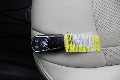 2022 Buick Enclave Essence