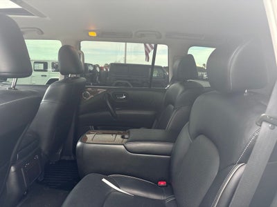 2017 INFINITI QX80 Base