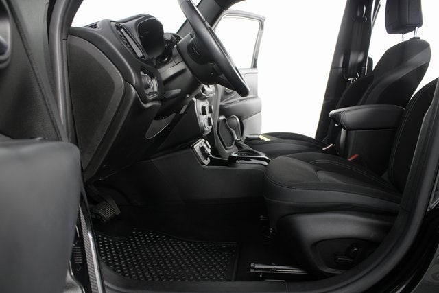 2022 Jeep Renegade Altitude